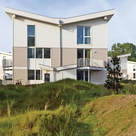 Duenenvilla 20, Whg 4 *